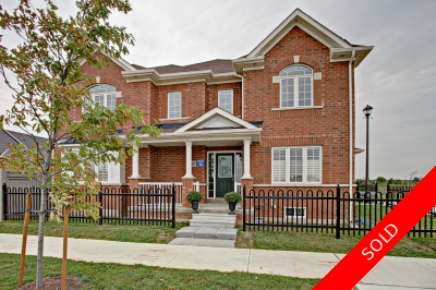 Oakville River Oaks Halton Townhouse for sale: Twnhouse2-Storey 3 bedroom Stainless Steel Appliances, Hardwood Floors, Dark Hardwood Floors (Listed 2013-09-03)
